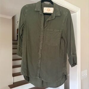 Bella Dahl Olive Green Button-Up sz S